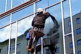 Dış Cephe Cam Temizliği